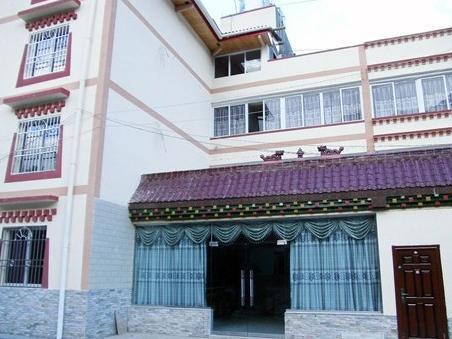 Yixinyuan Hotel Csiucsajkou Kültér fotó